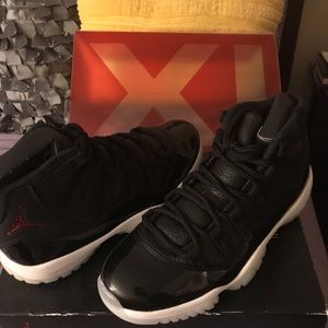 Air Jordan 11 Retro Black. 2ce worn. Listing $100.